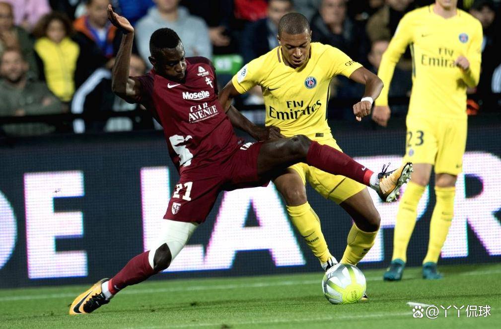 斯图加特迎法甲关键赛，冲刺阶段内部沟通，气氛紧张，控场能力受关注的简单介绍