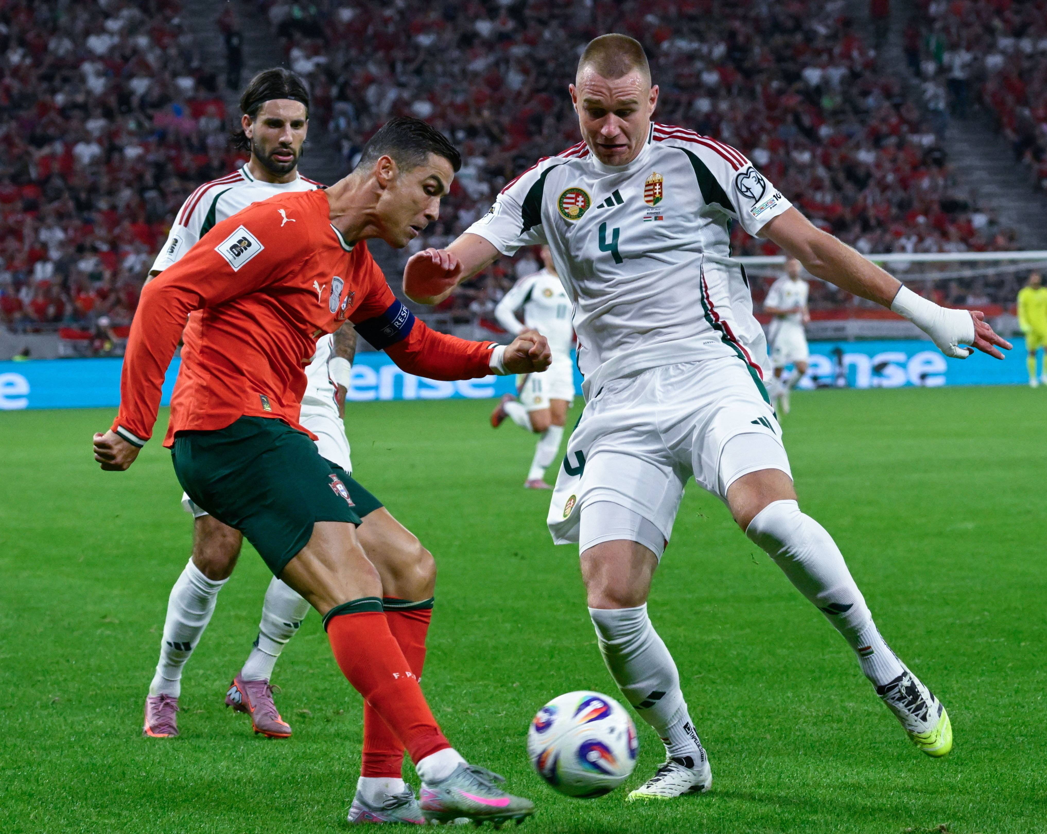 葡萄牙体育训练开放日，加时末段门线救险引欢呼，西甲在即，训练强度明显提升的简单介绍-开云下载